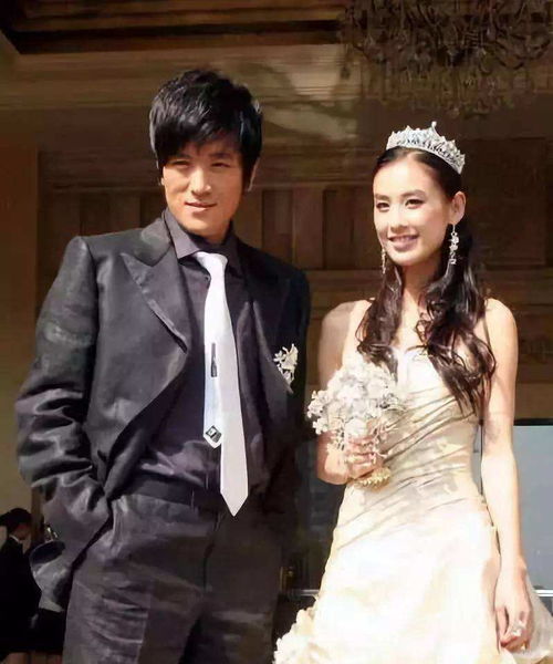 黄圣依与杨子的爱恨纠葛，一场华丽的婚姻大戏结婚现场新娘逃跑了