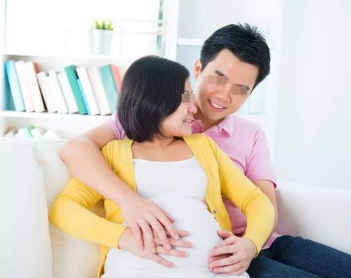双胞胎宝妈怀上三胞胎，压力很大
