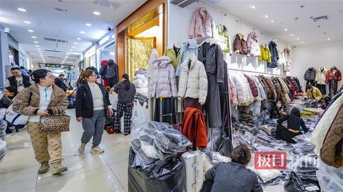 多个羽绒服商铺突然闭店 多个羽绒服商铺突然闭店