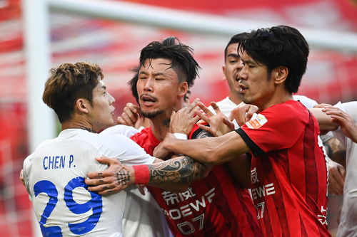 山东泰山客场1-1战平上海海港 山东泰山客场1-1战平上海海港