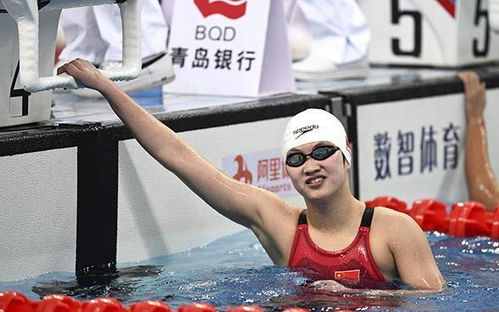 李冰洁400自创造亚洲纪录