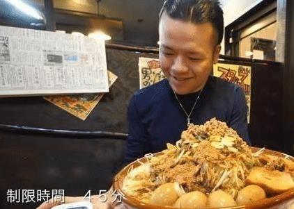 面馆将客人剩面二次上桌 顾客怒怼