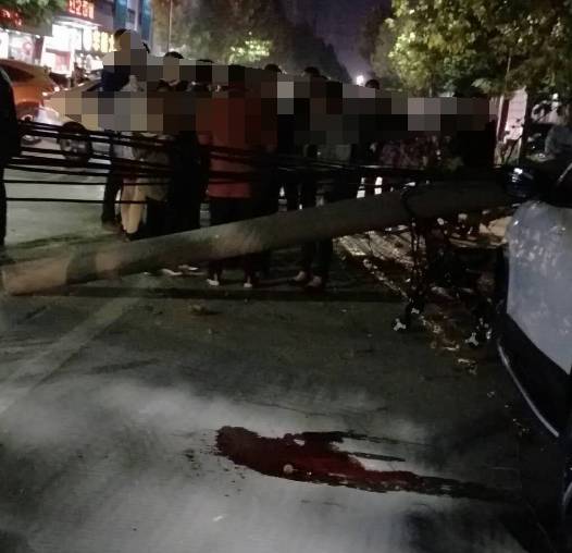5岁女童被废弃电线杆砸中身亡