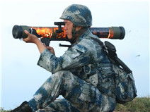 空降兵班组轻武器全体验