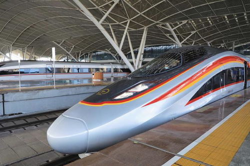 中国高铁跑出453公里时速引韩国热议