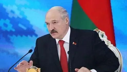 立陶宛进入紧急状态 卢卡申科发声